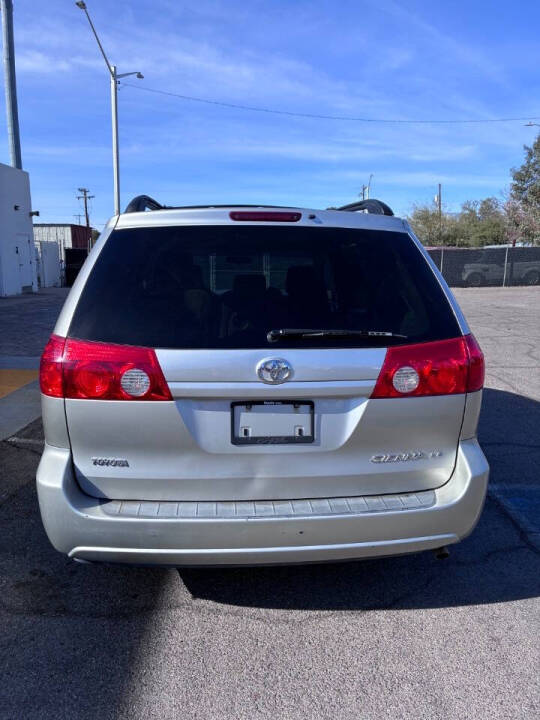 2010 Toyota Sienna