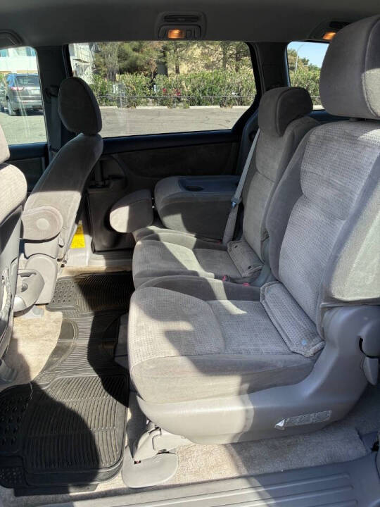 2010 Toyota Sienna