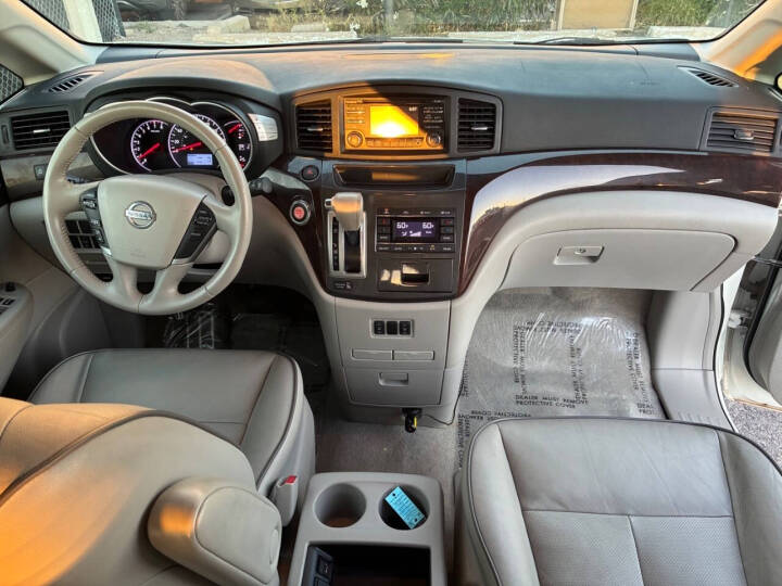 2012 Nissan Quest
