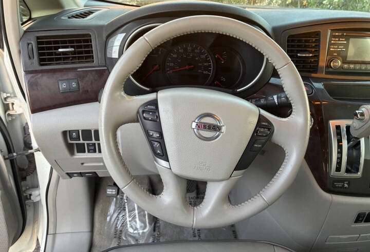 2012 Nissan Quest