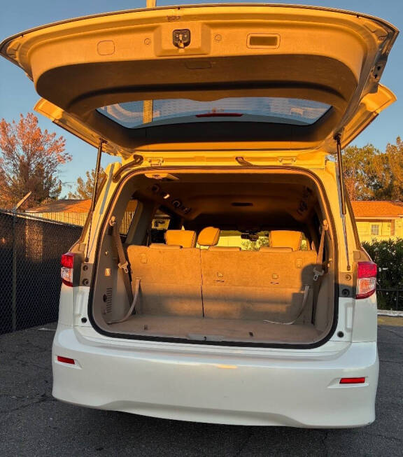 2012 Nissan Quest