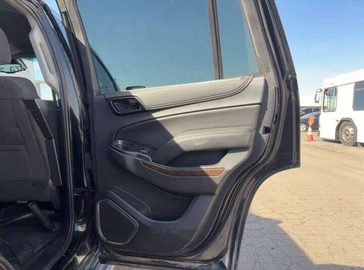 2017 Chevrolet Tahoe - Photo 11