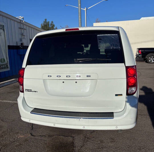 2017 Dodge Grand Caravan SE - Photo 8
