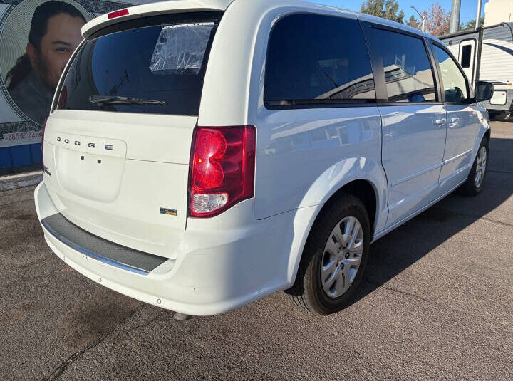 2017 Dodge Grand Caravan SE - Photo 9