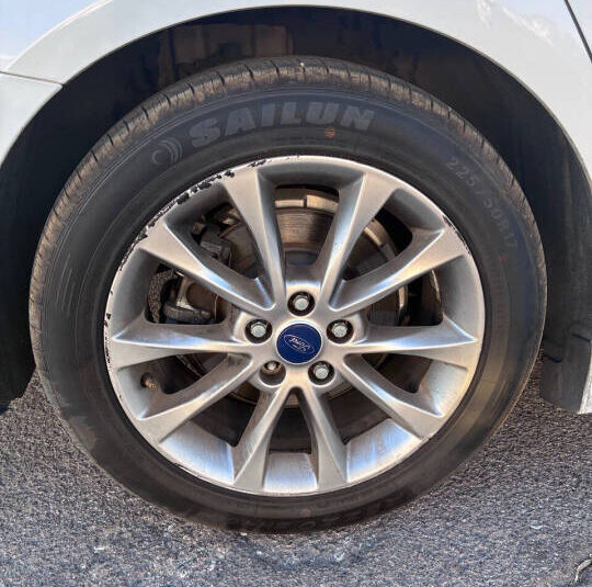 2017 Ford Fusion Hybrid SE - Photo 16